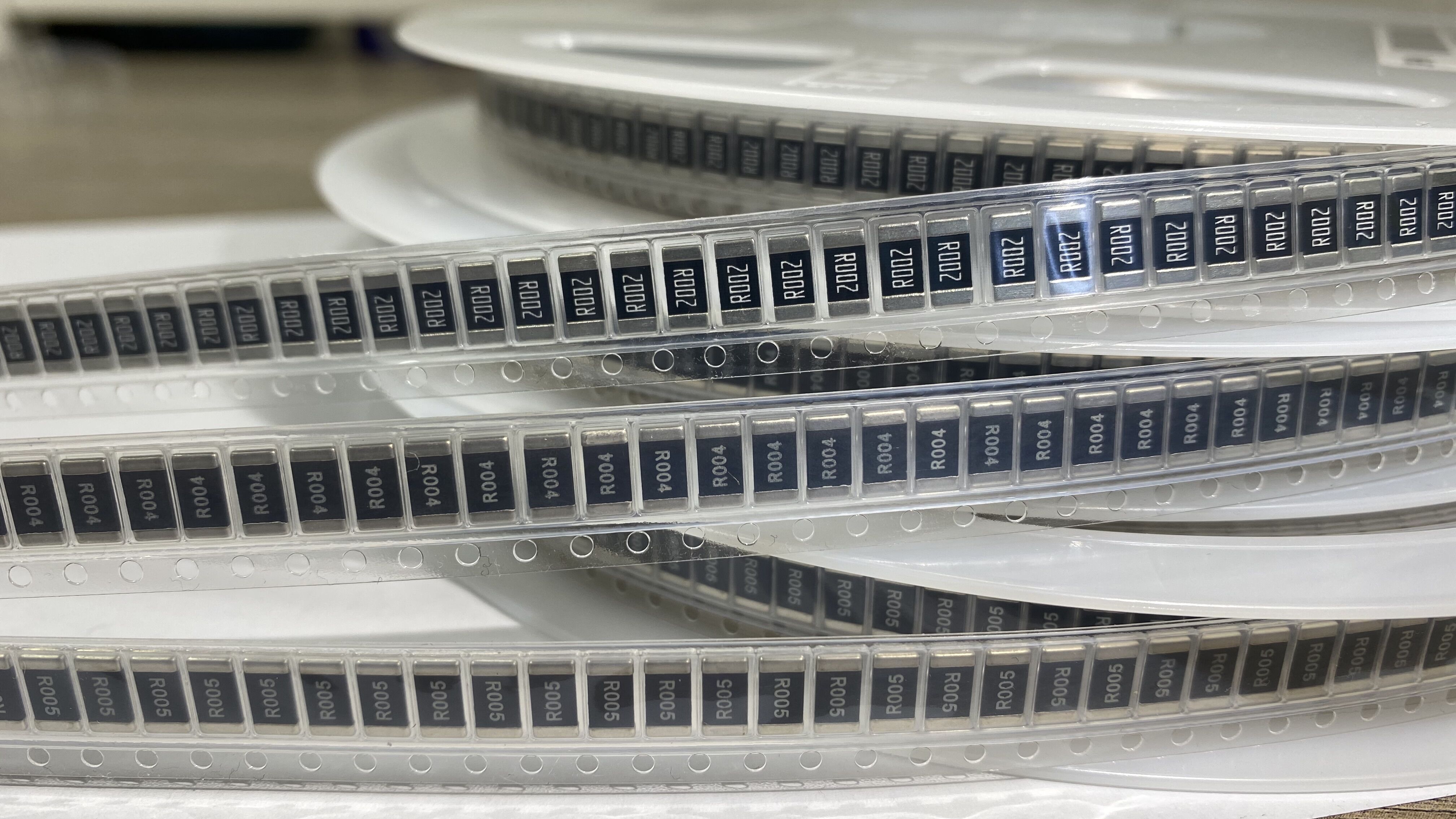 合金采樣電阻｜特點、應(yīng)用及選型注意事項